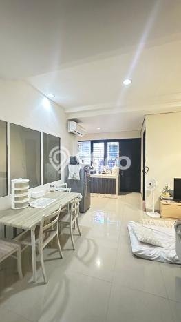 Hunian Cantik Modern Lb 200m2 di Kelapa Gading, Jakarta Utara Hunian Cantik Modern Lb 200m2 di Kelapa Gading, Jakarta Utara