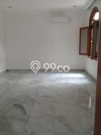 Disewakan Cepat Rumah Kondisi Bagus di Area Kebayoran Baru, Jakarta Selatan Disewakan Cepat Rumah Kondisi Bagus di Area Kebayoran Baru, Jakarta Selatan