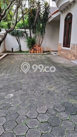 Disewakan Cepat Rumah Kondisi Bagus di Area Kebayoran Baru, Jakarta Selatan Disewakan Cepat Rumah Kondisi Bagus di Area Kebayoran Baru, Jakarta Selatan