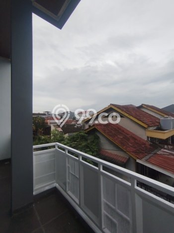 Jual Rumah Strategis Bagus Punya 3 KT di Medan Satria Bekasi SHM Jual Rumah Strategis Bagus Punya 3 KT di Medan Satria Bekasi SHM