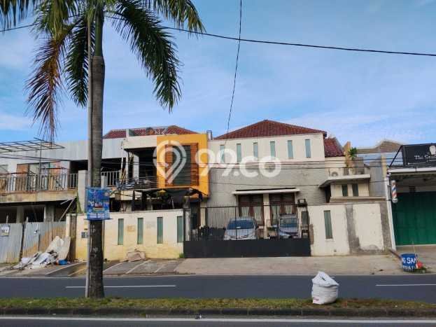 Ready to Use! Luxury House LT 350m2 Desain Modern di Gading Serpong Ready to Use! Luxury House LT 350m2 Desain Modern di Gading Serpong