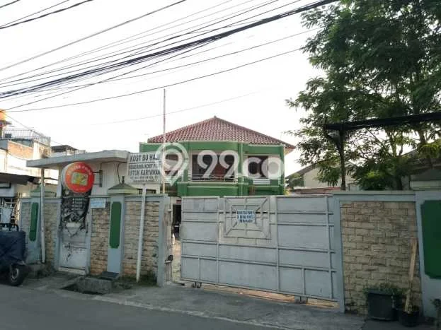 Rumah Strategis Modern Lb 350m2 di Palmerah, Jakarta Barat Rumah Strategis Modern Lb 350m2 di Palmerah, Jakarta Barat