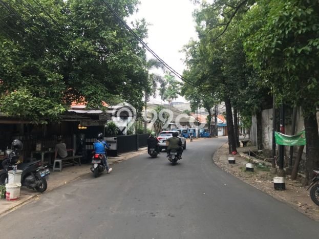 KESEMPATAN TERBAIK! Tersedia KPR Rumah Modern lokasi Kebayoran Baru, Jakarta Selatan, LT 275m² Bangunan 150m² KESEMPATAN TERBAIK! Tersedia KPR Rumah Modern lokasi Kebayoran Baru, Jakarta Selatan, LT 275m² Bangunan 150m²