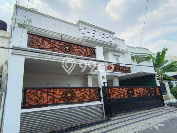 Dijual Hunian Mewah dengan Fasilitas Sekitar Komplit di Tebet, Jakarta Selatan Dijual Hunian Mewah dengan Fasilitas Sekitar Komplit di Tebet, Jakarta Selatan