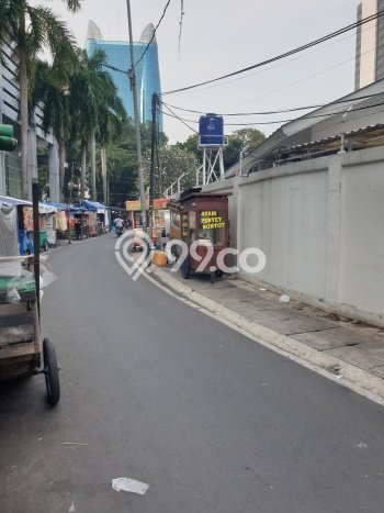 LOKASI PREMIUM! Komersial di Menteng, Luas 600m2m², Jalan Utama, Kawasan Bisnis LOKASI PREMIUM! Komersial di Menteng, Luas 600m2m², Jalan Utama, Kawasan Bisnis