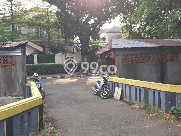 LOKASI PREMIUM! Komersial di Menteng, Luas 600m2m², Jalan Utama, Kawasan Bisnis LOKASI PREMIUM! Komersial di Menteng, Luas 600m2m², Jalan Utama, Kawasan Bisnis