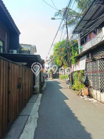 Rumah Modern 4 Kamar LT 130m2 di Ampera Rumah Modern 4 Kamar LT 130m2 di Ampera