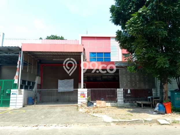 Dijual Rumah Premium dengan Fasilitas Sekitar Lengkap di BSD, Tangerang Selatan Dijual Rumah Premium dengan Fasilitas Sekitar Lengkap di BSD, Tangerang Selatan