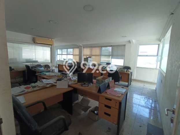 KEUNTUNGAN BERLIPAT! Pabrik Kawasan , Luas 1000m2m², Pusat Bisnis KEUNTUNGAN BERLIPAT! Pabrik Kawasan , Luas 1000m2m², Pusat Bisnis