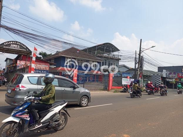 Rumah Mewah Akses Strategis di Bekasi Unfurnished Rumah Mewah Akses Strategis di Bekasi Unfurnished