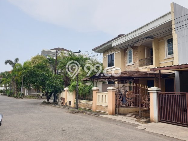 For Sale Rumah Mewah Exclusive di Kelapa Gading, Jakarta Utara For Sale Rumah Mewah Exclusive di Kelapa Gading, Jakarta Utara