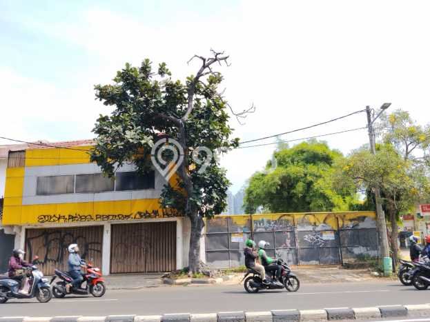 PELUANG EMAS! Komersial di , Luas 600m2m², Pusat Bisnis PELUANG EMAS! Komersial di , Luas 600m2m², Pusat Bisnis