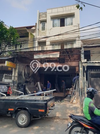 Rumah Strategis Minimalis Lb 250m2 di Kelapa Gading, Jakarta Utara Rumah Strategis Minimalis Lb 250m2 di Kelapa Gading, Jakarta Utara