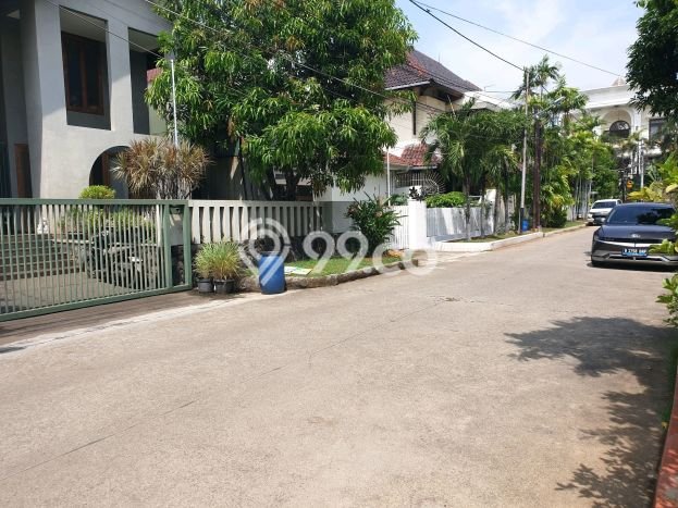 Rumah Luxury Modern Tanpa Renovasi di Pluit Jakarta Utara Rumah Luxury Modern Tanpa Renovasi di Pluit Jakarta Utara