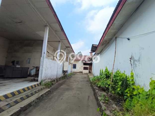 KEUNTUNGAN BERLIPAT! Pabrik Kawasan , Luas 1000m2m², Pusat Bisnis KEUNTUNGAN BERLIPAT! Pabrik Kawasan , Luas 1000m2m², Pusat Bisnis