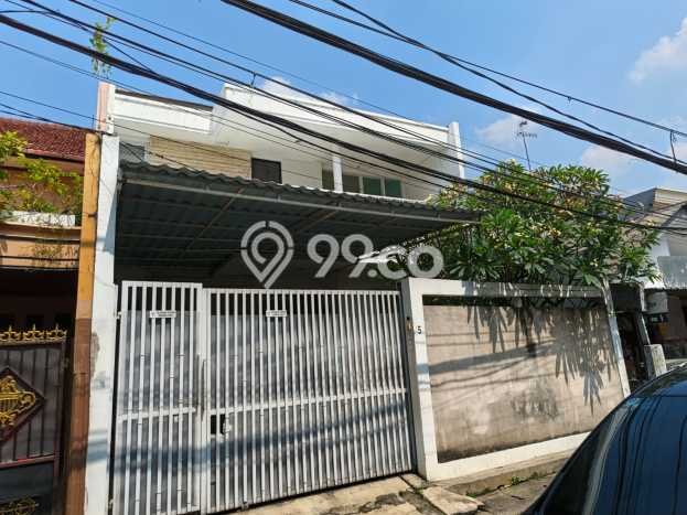 Dijual Hunian Rumah Terawat 3 KT di Manggarai, Jakarta Selatan Dijual Hunian Rumah Terawat 3 KT di Manggarai, Jakarta Selatan