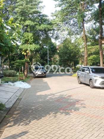 Dijual Rumah Mewah Megah Dengan View Eksklusif di Joglo, Jakarta Barat Dijual Rumah Mewah Megah Dengan View Eksklusif di Joglo, Jakarta Barat