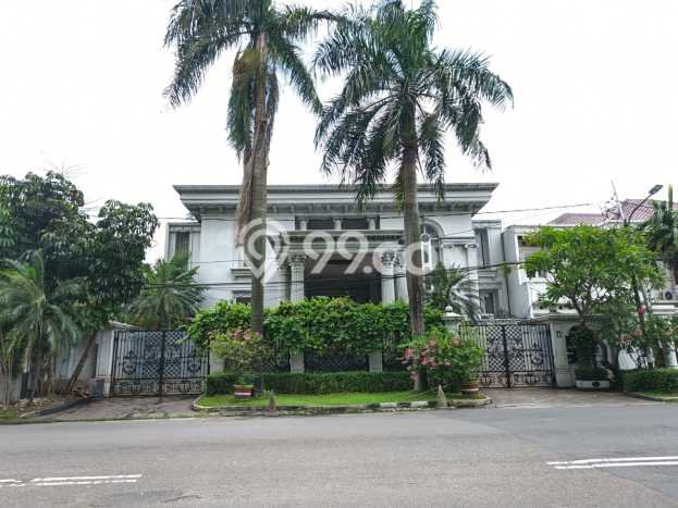 For Sale! Premium House LT 458m2 Desain Elegan di Pondok Indah For Sale! Premium House LT 458m2 Desain Elegan di Pondok Indah