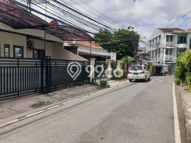 Dijual Hunian Mewah dengan Fasilitas Sekitar Komplit di Menteng, Jakarta Pusat Dijual Hunian Mewah dengan Fasilitas Sekitar Komplit di Menteng, Jakarta Pusat