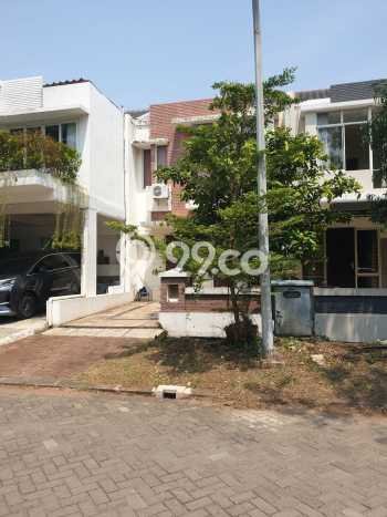 Jual Rumah Modern 3 KT di Pantai Indah Kapuk, Jakarta Utara Jual Rumah Modern 3 KT di Pantai Indah Kapuk, Jakarta Utara