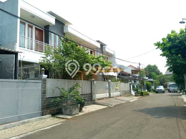 Rumah Elit LB 350m2 Siap Huni Desain Elegan di Sektor 2 - Bintaro, Jakarta Selatan Rumah Elit LB 350m2 Siap Huni Desain Elegan di Sektor 2 - Bintaro, Jakarta Selatan