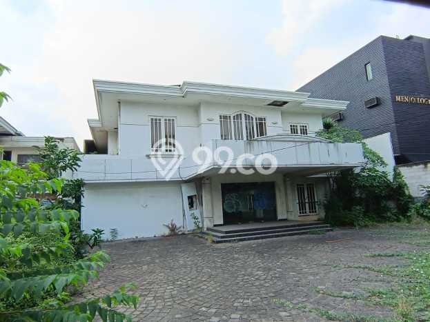 Ready to Use! Luxury House LT 994m2 Desain Modern di Pondok Indah Ready to Use! Luxury House LT 994m2 Desain Modern di Pondok Indah