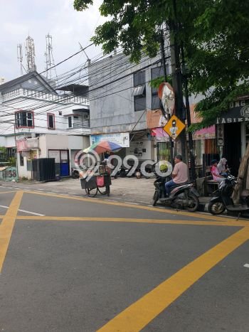 Area Ramai! Komersial Dijual di Koja untuk Bisnis Luas Bangunan 600m2 Area Ramai! Komersial Dijual di Koja untuk Bisnis Luas Bangunan 600m2
