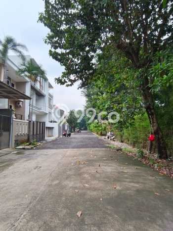 Rumah Elit LB 400m2 Siap Pakai Desain Elegan di Intercon, Jakarta Barat Rumah Elit LB 400m2 Siap Pakai Desain Elegan di Intercon, Jakarta Barat