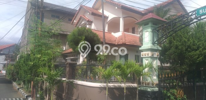 Disewakan! Rumah 5 Kamar Tidur &
4 Kamar Mandi di Bandung Kota, Bandung Disewakan! Rumah 5 Kamar Tidur &
4 Kamar Mandi di Bandung Kota, Bandung