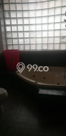 Disewakan! Rumah 5 Kamar Tidur &
4 Kamar Mandi di Bandung Kota, Bandung Disewakan! Rumah 5 Kamar Tidur &
4 Kamar Mandi di Bandung Kota, Bandung