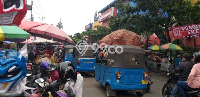 Lahan Dijual Lokasi Strategis di Jakarta Barat dengan Luas 1313m2 Lahan Dijual Lokasi Strategis di Jakarta Barat dengan Luas 1313m2