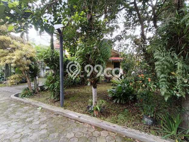 Rumah Elit LB 350m2 Siap Huni Desain Elegan di Sariwangi, Bandung Rumah Elit LB 350m2 Siap Huni Desain Elegan di Sariwangi, Bandung
