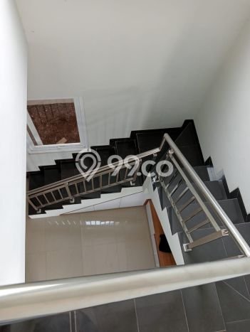 HUNIAN PILIHAN! Rumah di Padasuka, 3 KM, Lingkungan Strategis, Luas 84m² LB 100m² HUNIAN PILIHAN! Rumah di Padasuka, 3 KM, Lingkungan Strategis, Luas 84m² LB 100m²