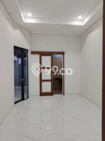 Rumah Elit Modern Siap Huni di Mekar Wangi Bandung Rumah Elit Modern Siap Huni di Mekar Wangi Bandung