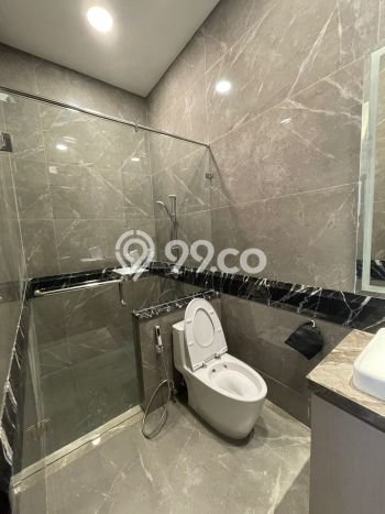 Rumah Elit LB 510m2 Siap Pakai Desain Elegan di Setra Duta, Bandung Rumah Elit LB 510m2 Siap Pakai Desain Elegan di Setra Duta, Bandung