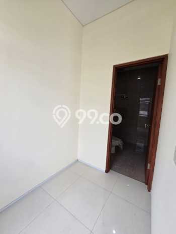 For Sale! Luxury House LT 130m2 Desain Modern di Turangga For Sale! Luxury House LT 130m2 Desain Modern di Turangga