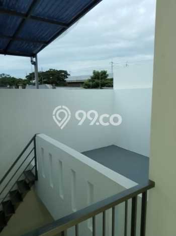 Rumah Elit Modern Siap Huni di Mekar Wangi Bandung Rumah Elit Modern Siap Huni di Mekar Wangi Bandung
