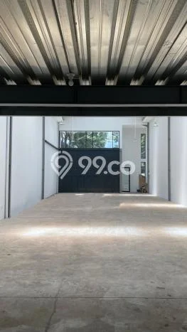 Komersial Disewakan di Ciateul, Luas 320m², Kawasan Premium, Siap Operasi Komersial Disewakan di Ciateul, Luas 320m², Kawasan Premium, Siap Operasi