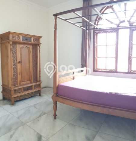 Hunian Nyaman 5 Kamar Tidur Dekat Fasilitas Umum di , Bandung Hunian Nyaman 5 Kamar Tidur Dekat Fasilitas Umum di , Bandung