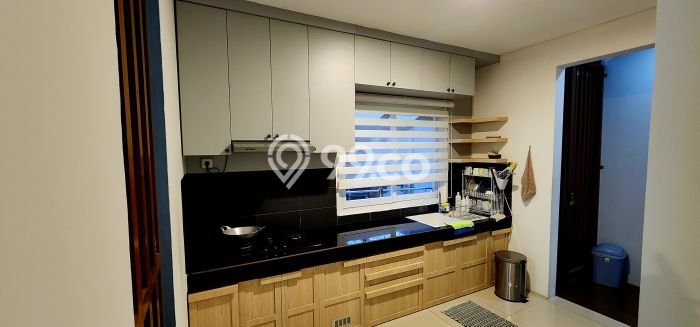 HUNIAN PILIHAN! Rumah di Dago, 3 KM, Area Asri, LT 350m² Bangunan 200m² HUNIAN PILIHAN! Rumah di Dago, 3 KM, Area Asri, LT 350m² Bangunan 200m²