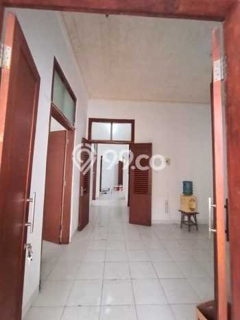 Rumah di Andir, 2 KM, Akses Mudah Pusat Kota, Luas 350m² Bangunan 300m² Rumah di Andir, 2 KM, Akses Mudah Pusat Kota, Luas 350m² Bangunan 300m²