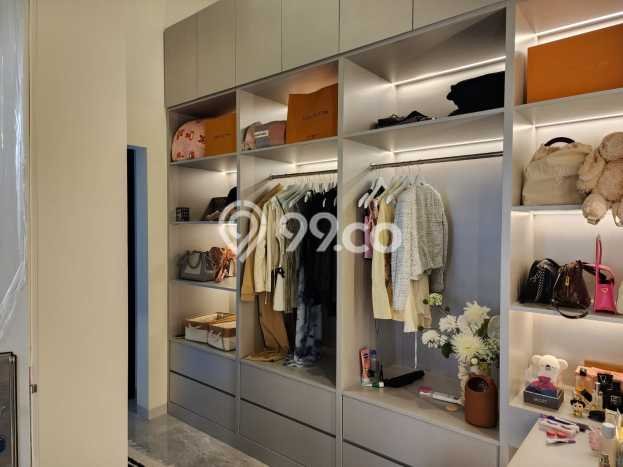 Rumah Elit Modern Siap Huni di Singgasana Bandung Rumah Elit Modern Siap Huni di Singgasana Bandung