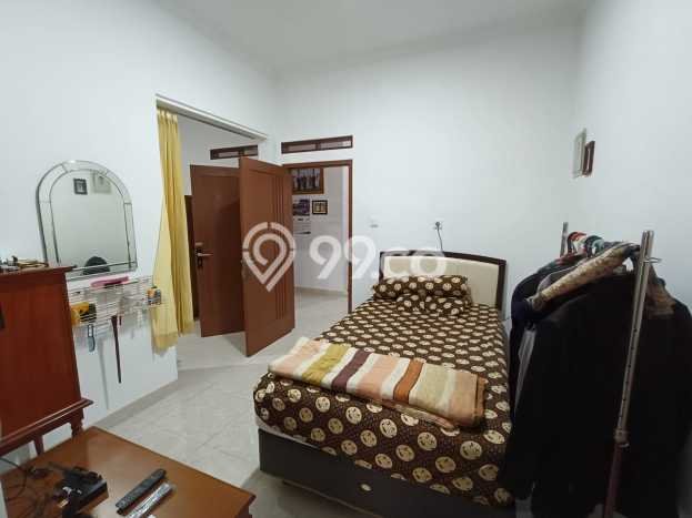 Rumah Luas Asri 4 KT Siap Pakai di Cihanjuang Bandung Rumah Luas Asri 4 KT Siap Pakai di Cihanjuang Bandung