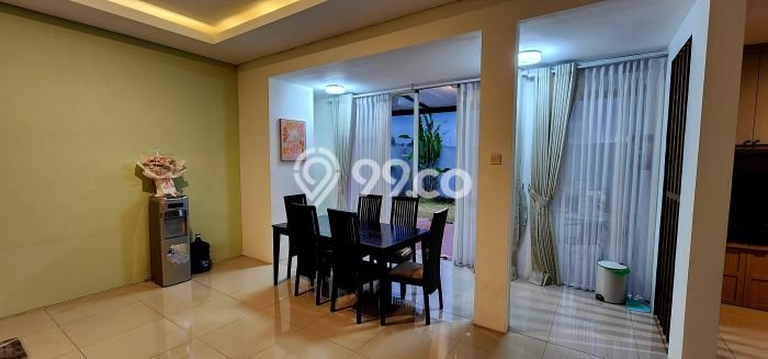 HUNIAN PILIHAN! Rumah di Dago, 3 KM, Area Asri, LT 350m² Bangunan 200m² HUNIAN PILIHAN! Rumah di Dago, 3 KM, Area Asri, LT 350m² Bangunan 200m²