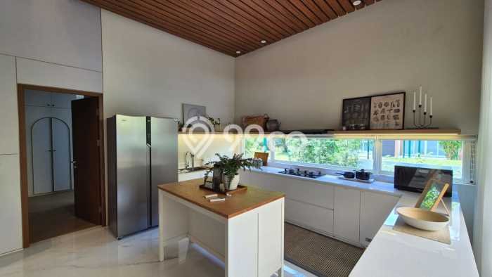 For Sale! Luxury House LT 190m2 Desain Elegan di Kota Baru Parahyangan For Sale! Luxury House LT 190m2 Desain Elegan di Kota Baru Parahyangan