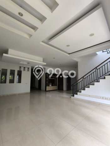 HUNIAN IMPIAN! Rumah area Singgasana, 4 KT, Free Macet, LT 450m² Bangunan 400m² HUNIAN IMPIAN! Rumah area Singgasana, 4 KT, Free Macet, LT 450m² Bangunan 400m²