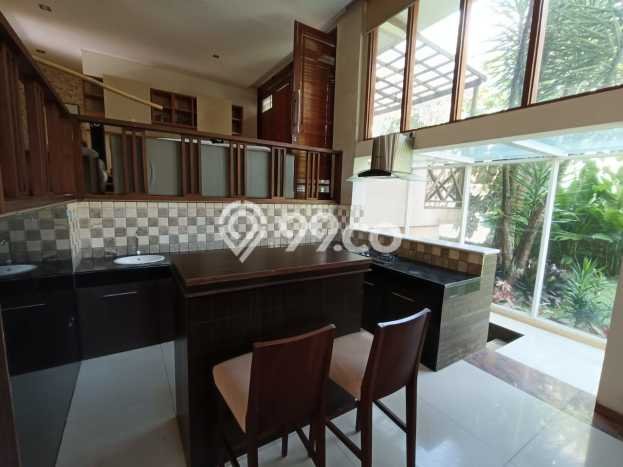 Rumah Luxury Modern Siap Huni di Resor Dago Pakar Bandung Rumah Luxury Modern Siap Huni di Resor Dago Pakar Bandung