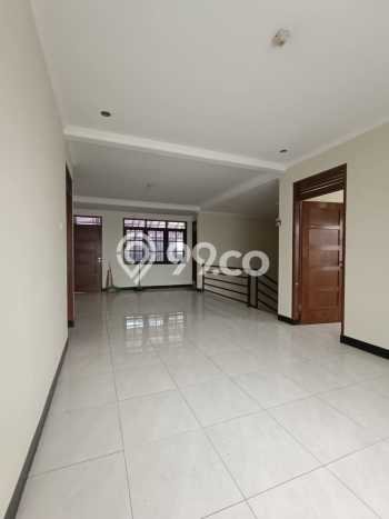 SPECIAL OFFER! Rumah area Antapani, 2 KM, Area Asri, LT 168m² LB 200m² SPECIAL OFFER! Rumah area Antapani, 2 KM, Area Asri, LT 168m² LB 200m²