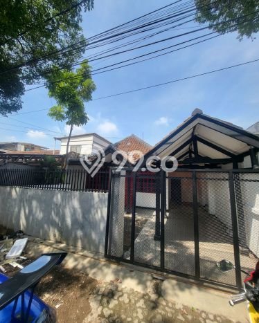 Rumah area Pajajaran, Lingkungan Asri, 1 KM Rumah area Pajajaran, Lingkungan Asri, 1 KM
