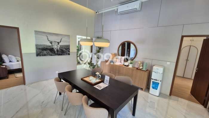 For Sale! Luxury House LT 190m2 Desain Elegan di Kota Baru Parahyangan For Sale! Luxury House LT 190m2 Desain Elegan di Kota Baru Parahyangan